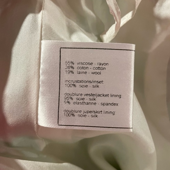 Chanel Vintage 2004 Cruise Collection 04C Tweed Boucle Skirt - Picture 12 of 14